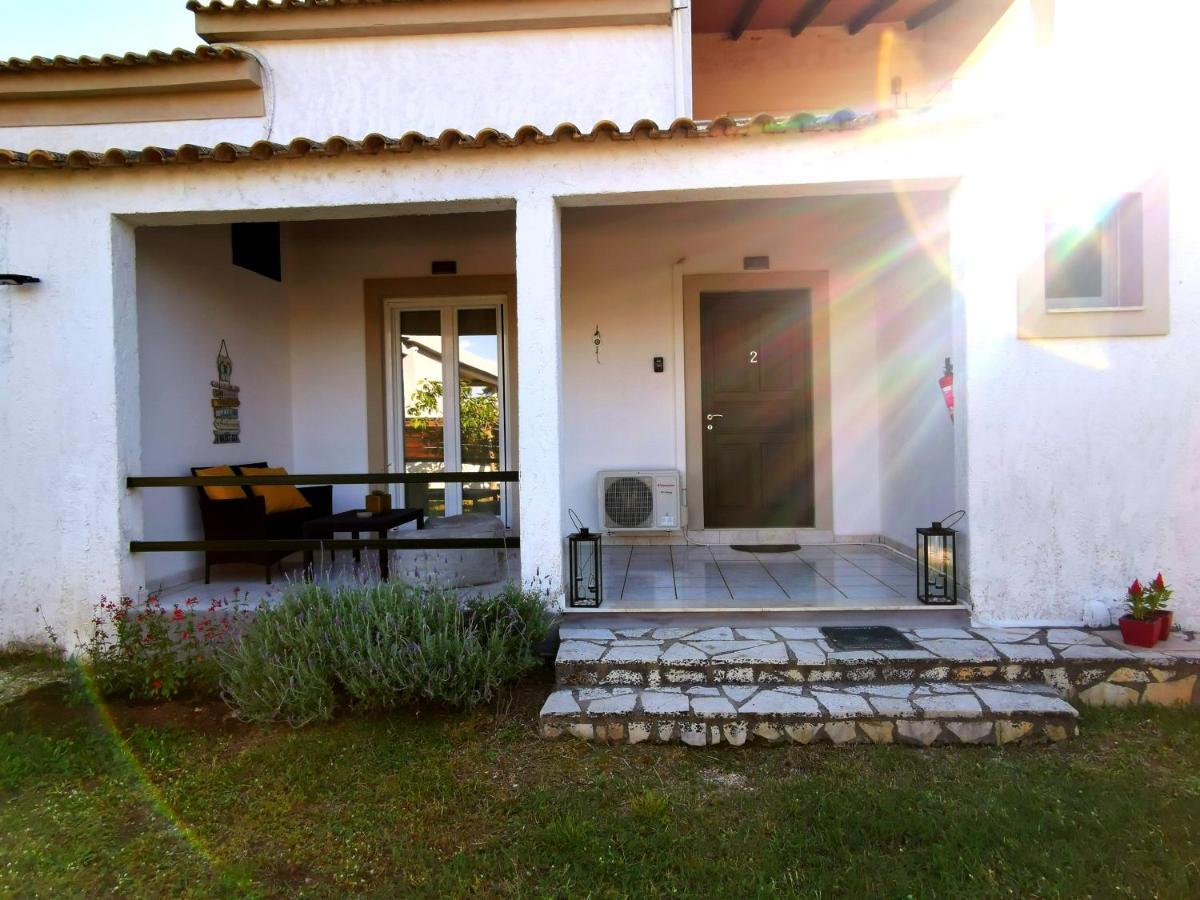 Sungate Villas Almiros Beach Екстер'єр фото