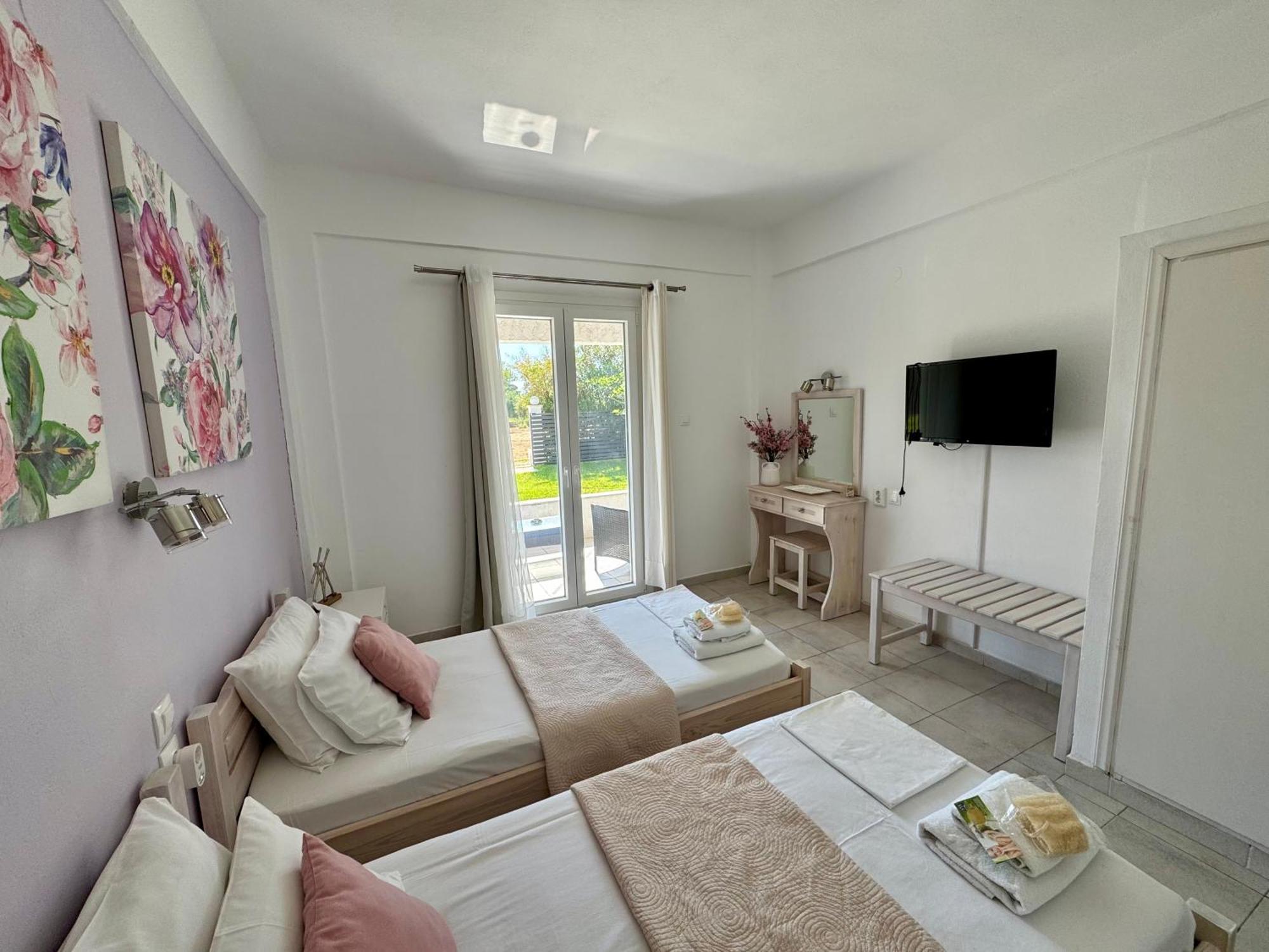 Sungate Villas Almiros Beach Екстер'єр фото